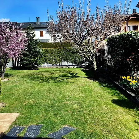 Nyaraló Bonita Con Gran Jardin Osséja