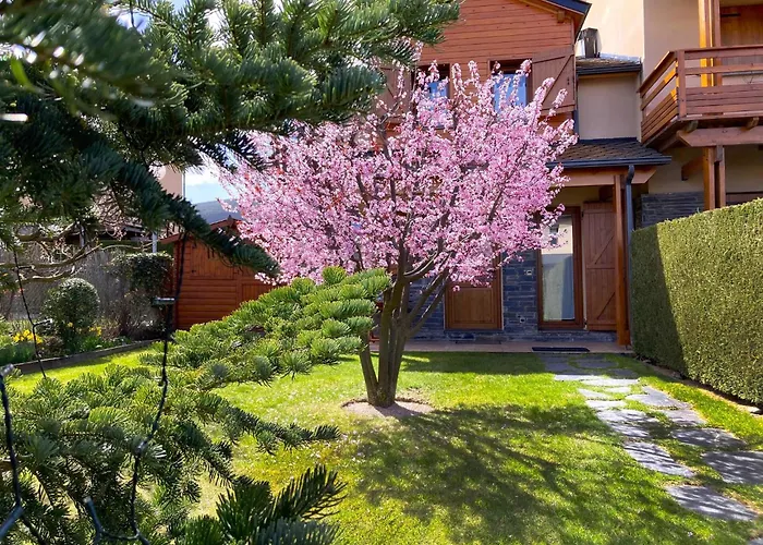 Bonita Con Gran Jardin Feriehus